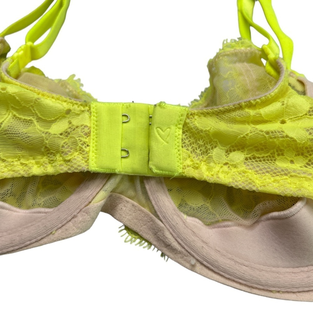 Victoria Secret Neon Green Laced Bra - Picture 5 of 10